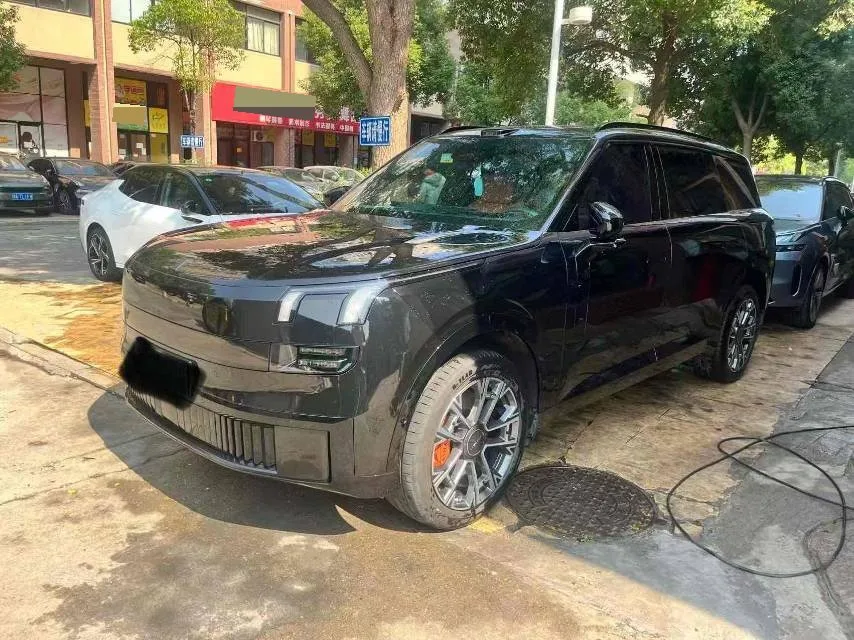 Lynk & Co 900 2025 1.5T Ultra exterior