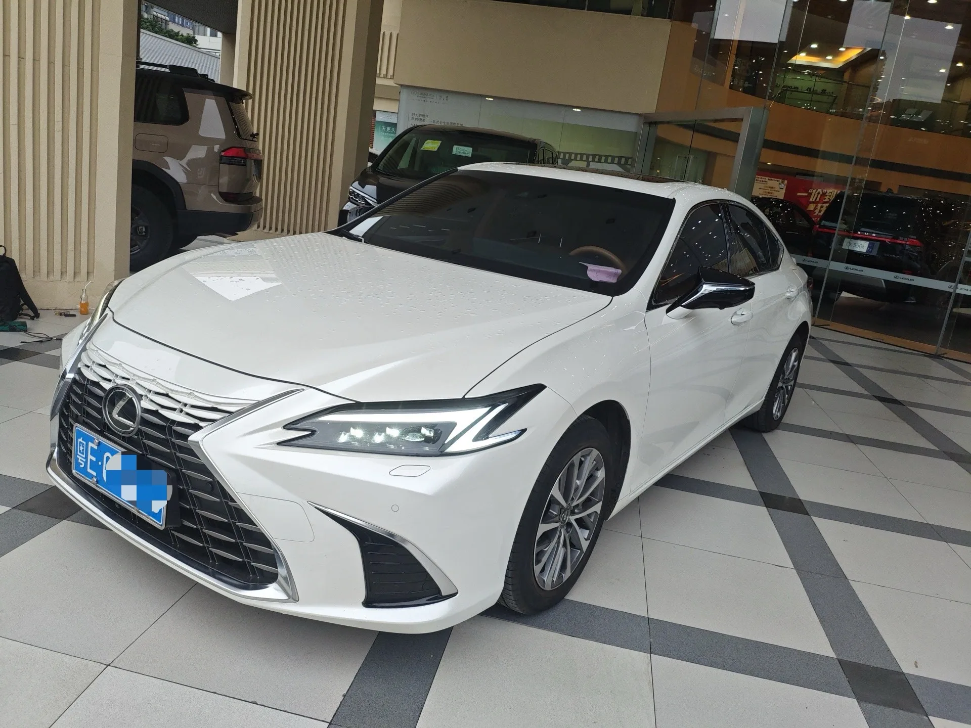 Lexus ES (Imported) 2025 ES300h 2.5 CVT Premium Edition Automatic exterior
