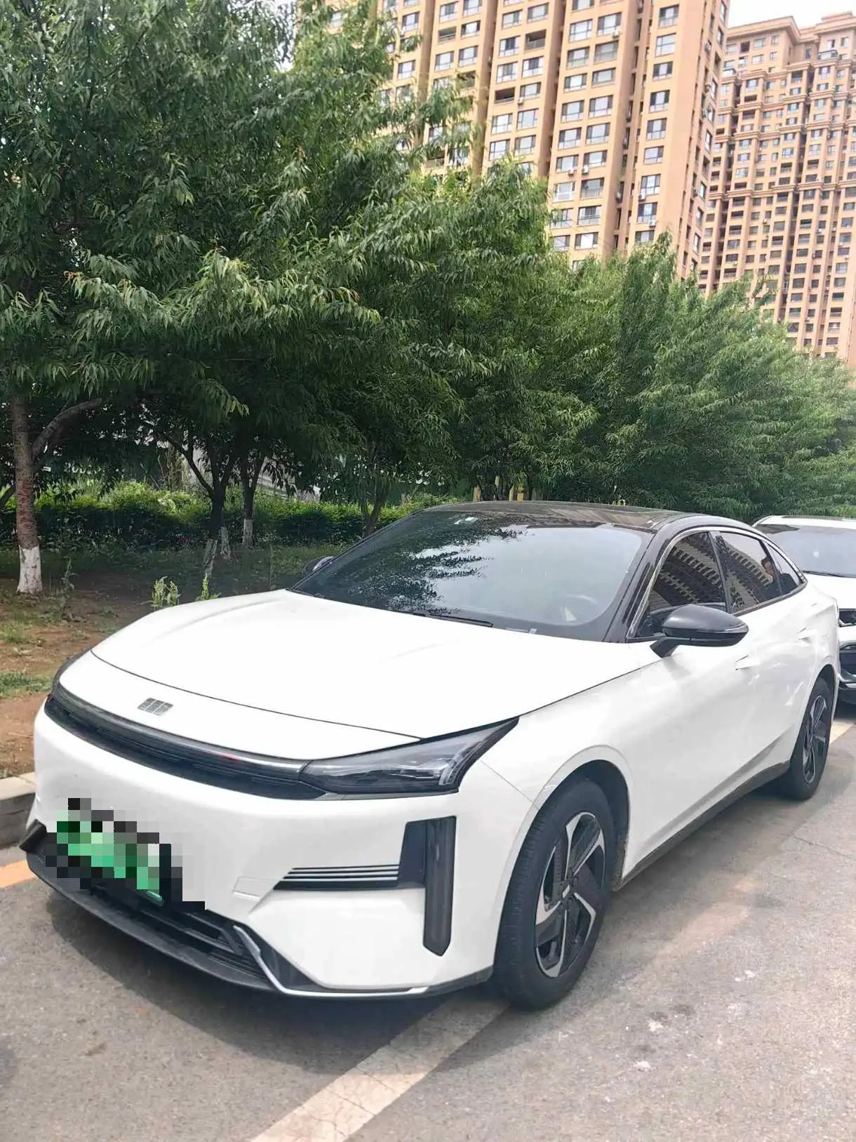 Galaxy L6 2023 Model 60km AIR exterior