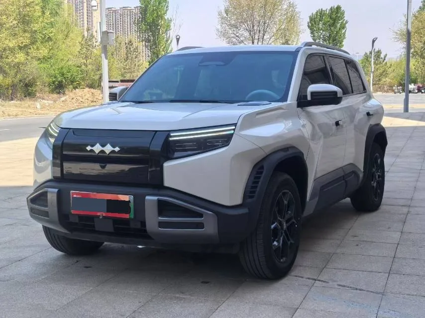 Fangchengbao 2025 Titanium 3 501KM Rear-Wheel Drive Intelligent Driving Max Edition Automatic Transmission exterior