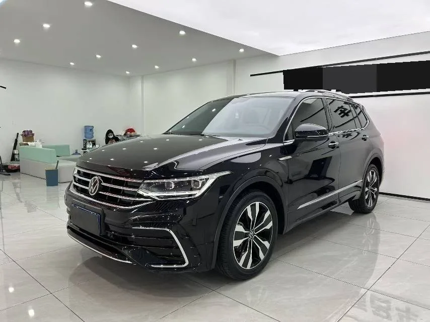 Volkswagen 2024 Tiguan L R-Line 2.0TSI 330TSI 2WD R-Line Luxury Edition Automatic Transmission exterior