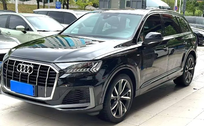 Audi Q7 (Imported) 2023 Q7 48V 3.0TFSI 55TFSI Quattro S line Sport Automatic exterior