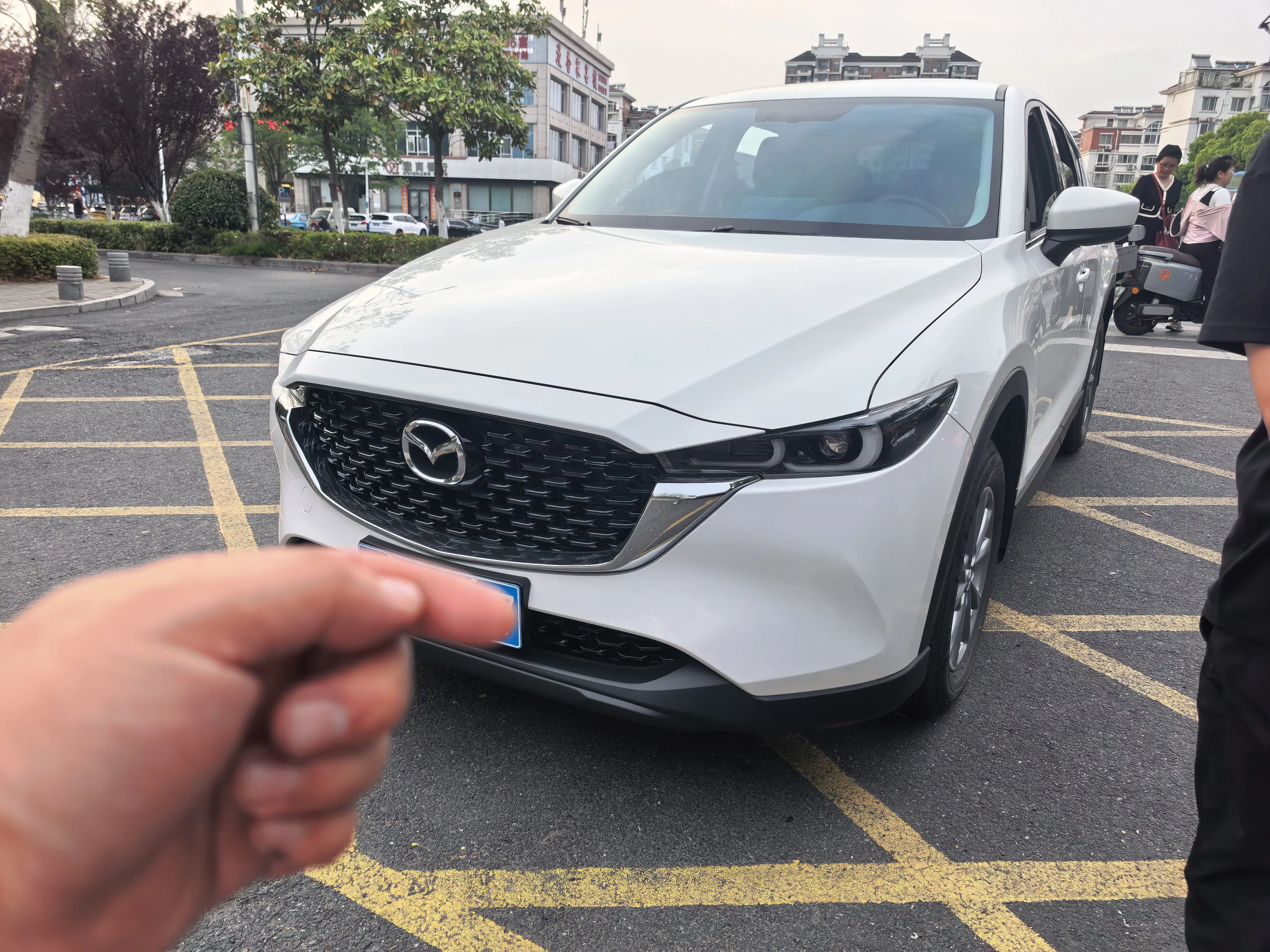 Mazda CX-5 2024 2.0L Automatic 2WD Comfort Model exterior