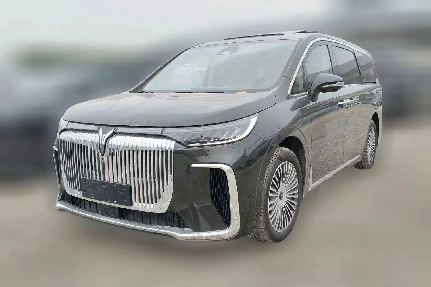 Voyah 2025 Dreamer PHEV 1.5T AWD Flagship Kunpeng Edition Automatic exterior