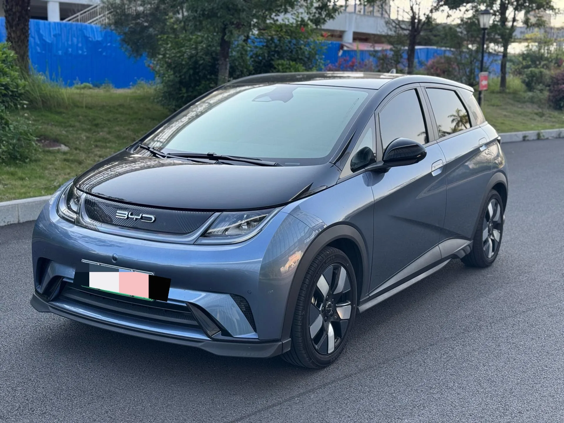 BYD 2024 Dolphin Glory Edition, 401km/h Knight Edition, Automatic Transmission exterior