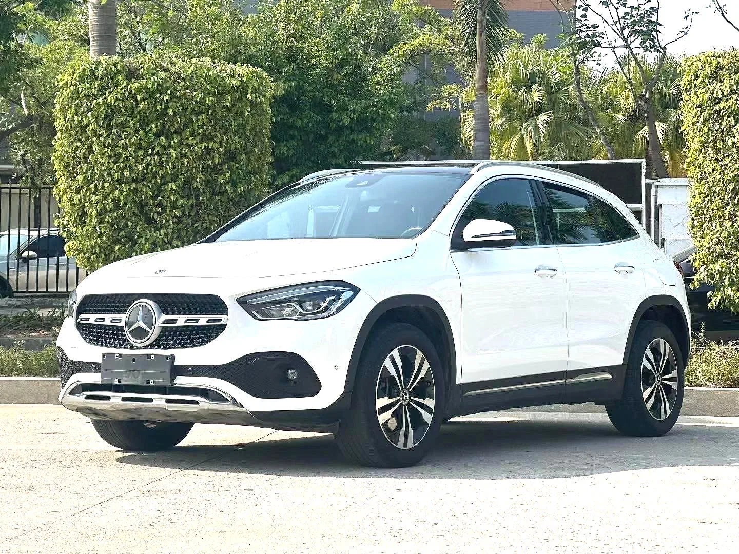 2023 Mercedes-Benz GLA GLA 220 exterior