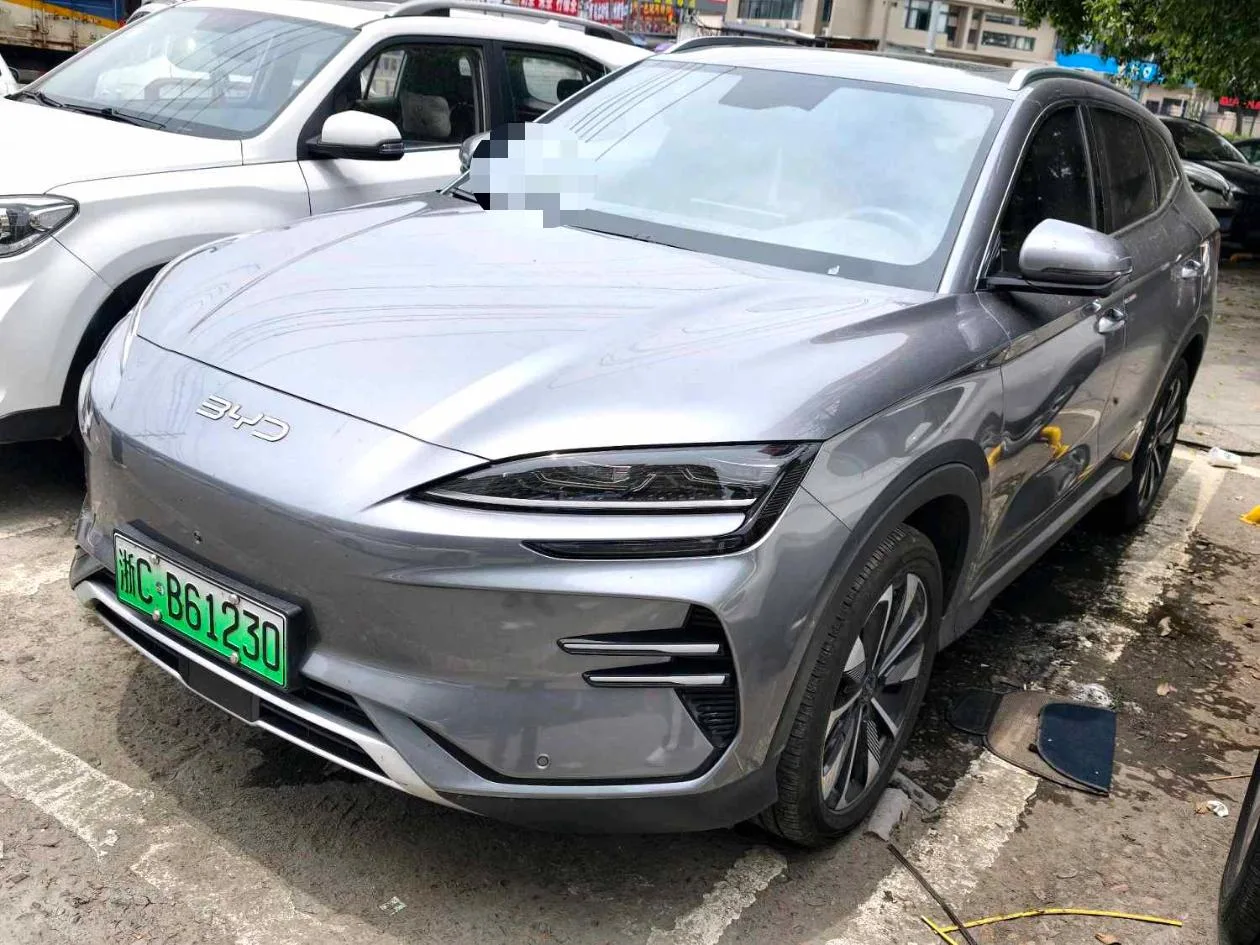 BYD Song PLUS New Energy 2024 Model, Song PLUS EV Glory Edition, 520km Range, Luxury Automatic exterior