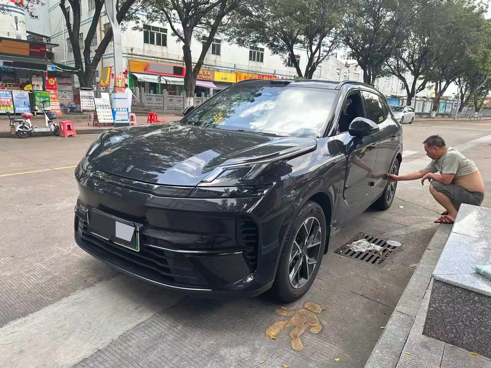 Lynk & Co 2026 Lynk & Co 08 EM-P 1.5T 160km Long Range Max Automatic exterior