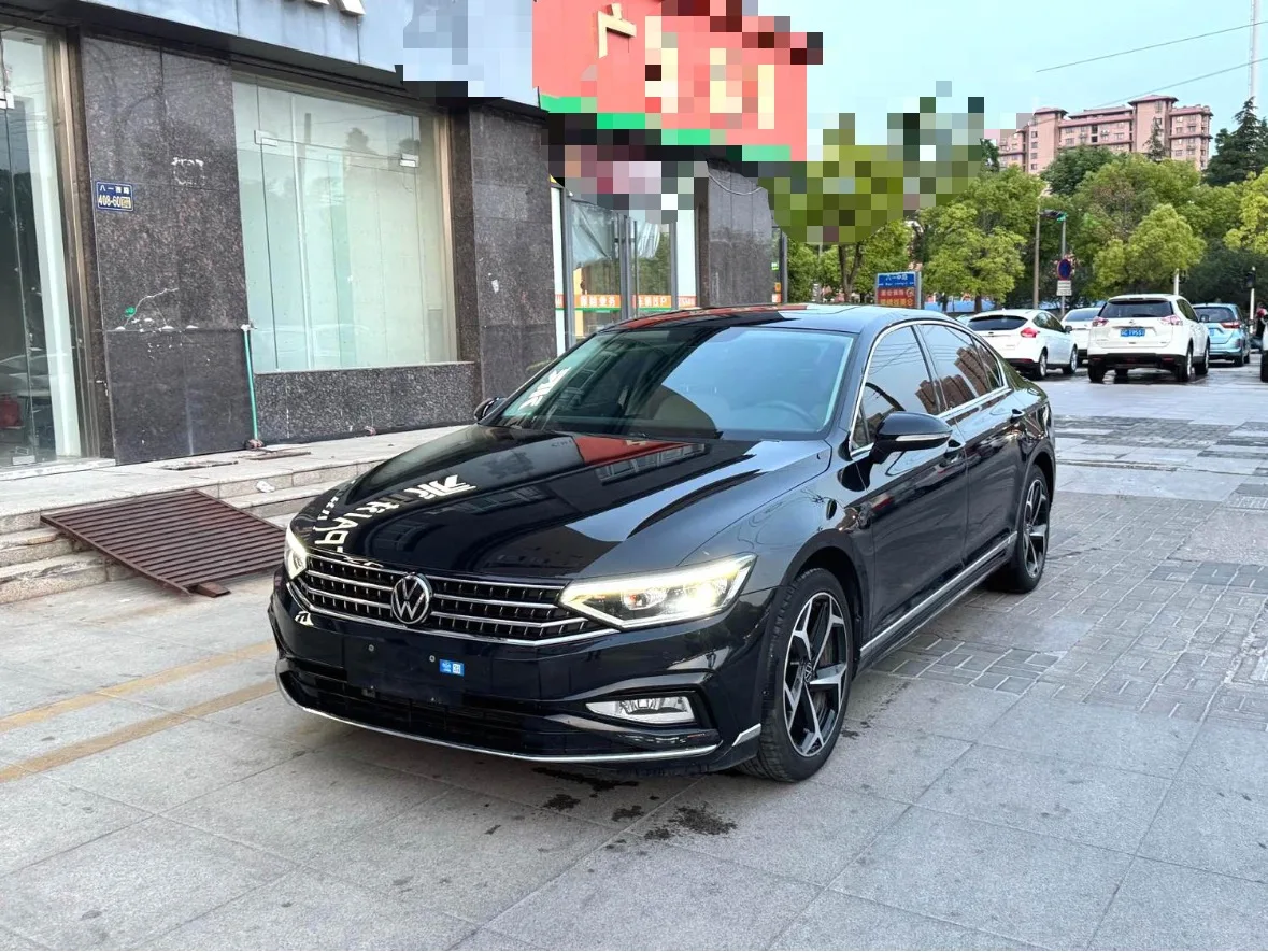 Volkswagen 2024 Magotan 2.0TSI 330TSI 2 Million Unit Luxury Edition Automatic Transmission exterior
