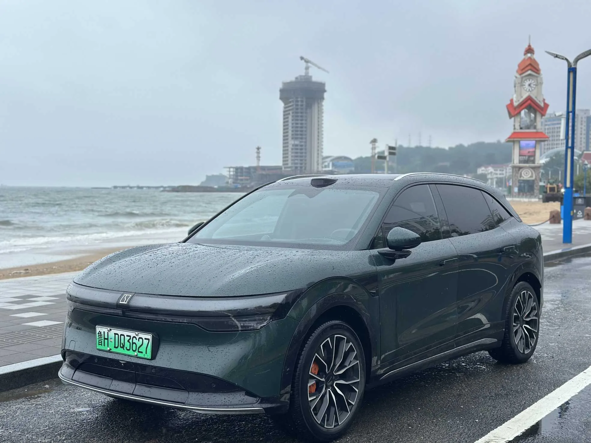 Zeekr 2025 Model Year Zeekr 7X 75kWh Rear-Wheel Drive Intelligent Driving Edition, Automatic Transmission exterior
