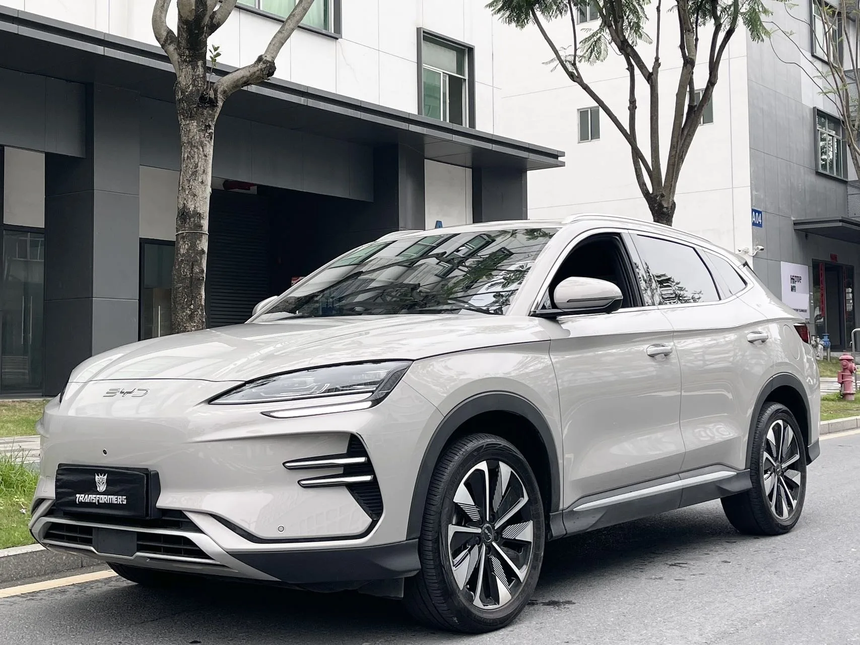 BYD Song PLUS New Energy 2024 Model, Song PLUS EV Glory Edition, 520km Range, Luxury Automatic exterior