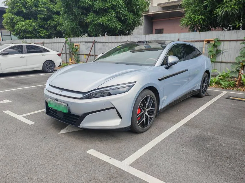 Han L 2025 EV All-Wheel Drive LiDAR Flagship Edition exterior