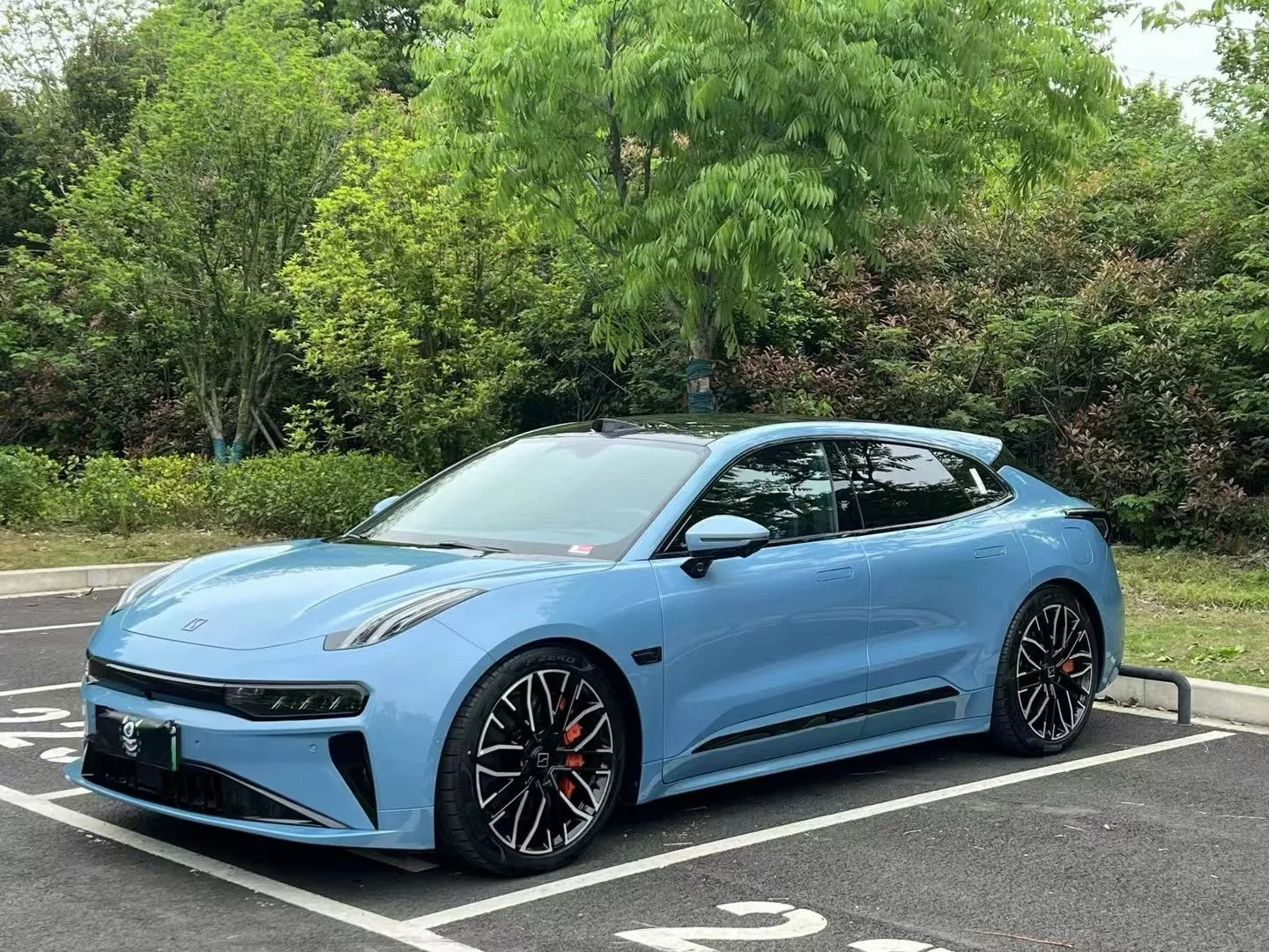 Zeekr 2025 Model Year Zeekr 001 YOU Edition 100kWh AWD Automatic Transmission exterior