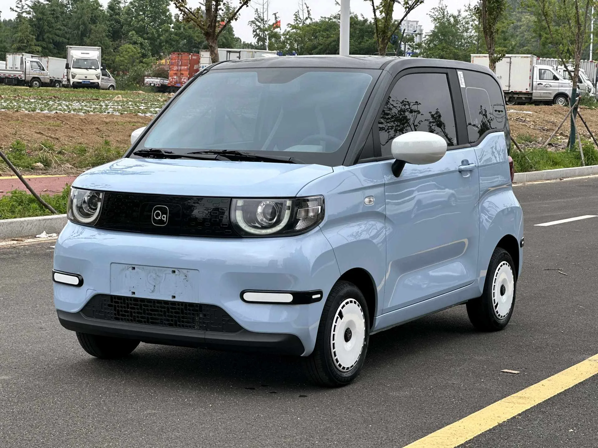 Chery 2025 QQ Ice Cream 205km Sundae Edition Automatic exterior