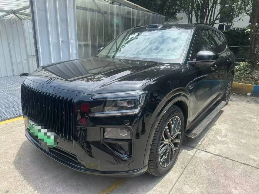 Jike 2026 Model Jike 8X 2.0T Ultra Edition 70kWh Automatic exterior