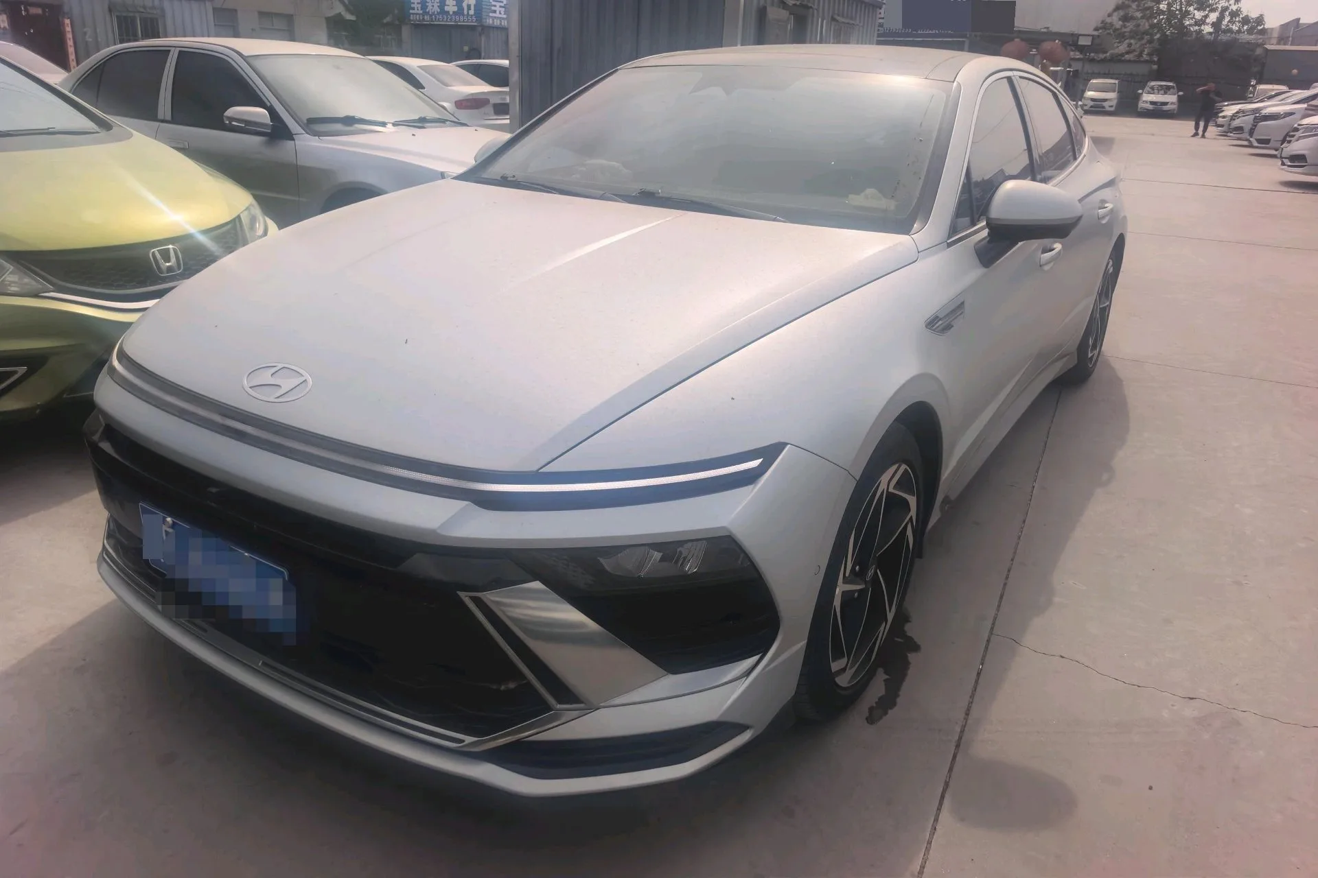 Hyundai 2024 11th-Generation Sonata 1.5T Max Automatic exterior