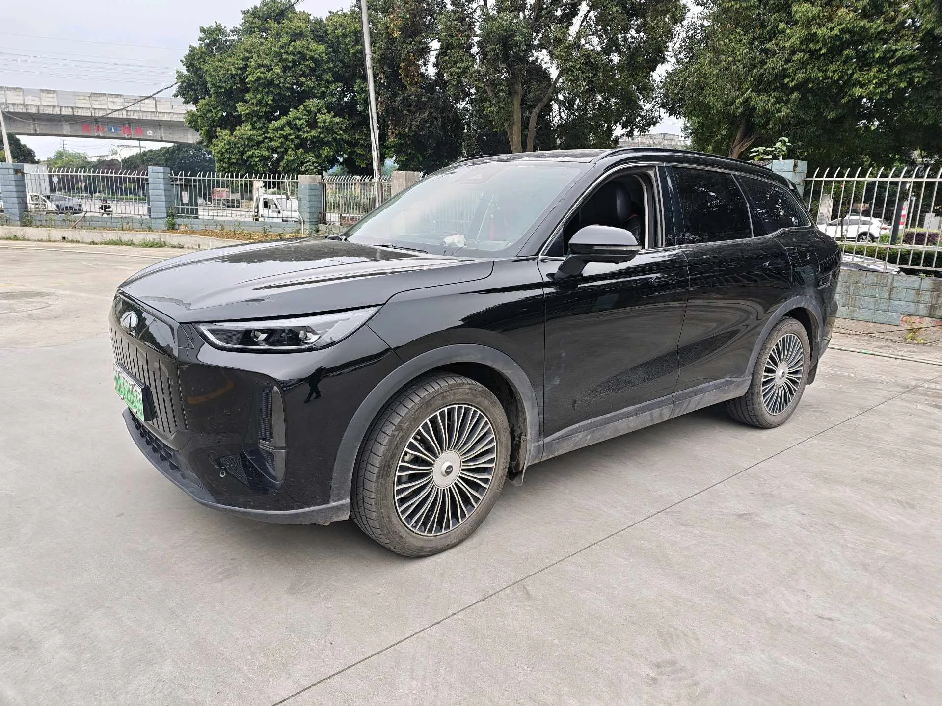 Fengyun T9 2024 120 Long Range Standard Edition 5-Seater exterior
