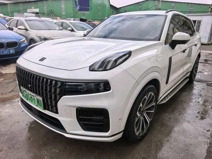 Lynk & Co 09 New Energy 2023 Model Year 2.0TD EM-P Long Range Edition PM 7-Seater exterior