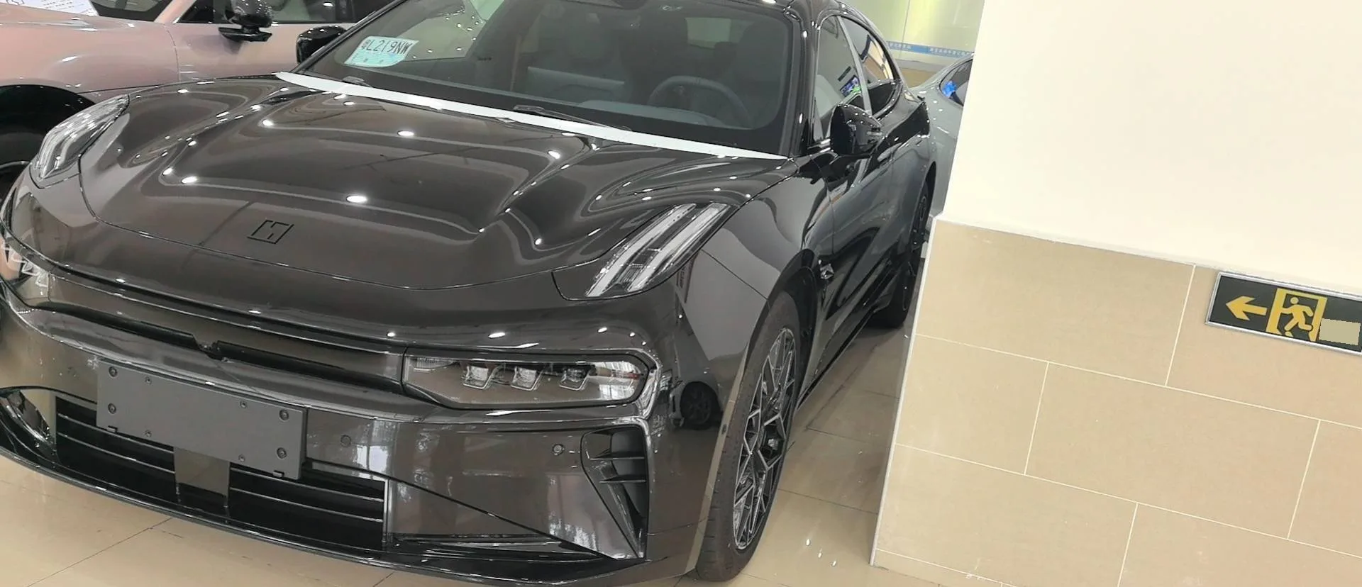 Zeekr 2026 Model Year Zeekr 001 103kWh Rear-Wheel Drive Max Edition Automatic Transmission exterior