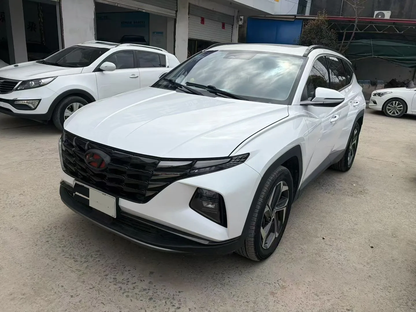 2023 Tucson L 1.5T Automatic FWD LUX Premium Edition exterior
