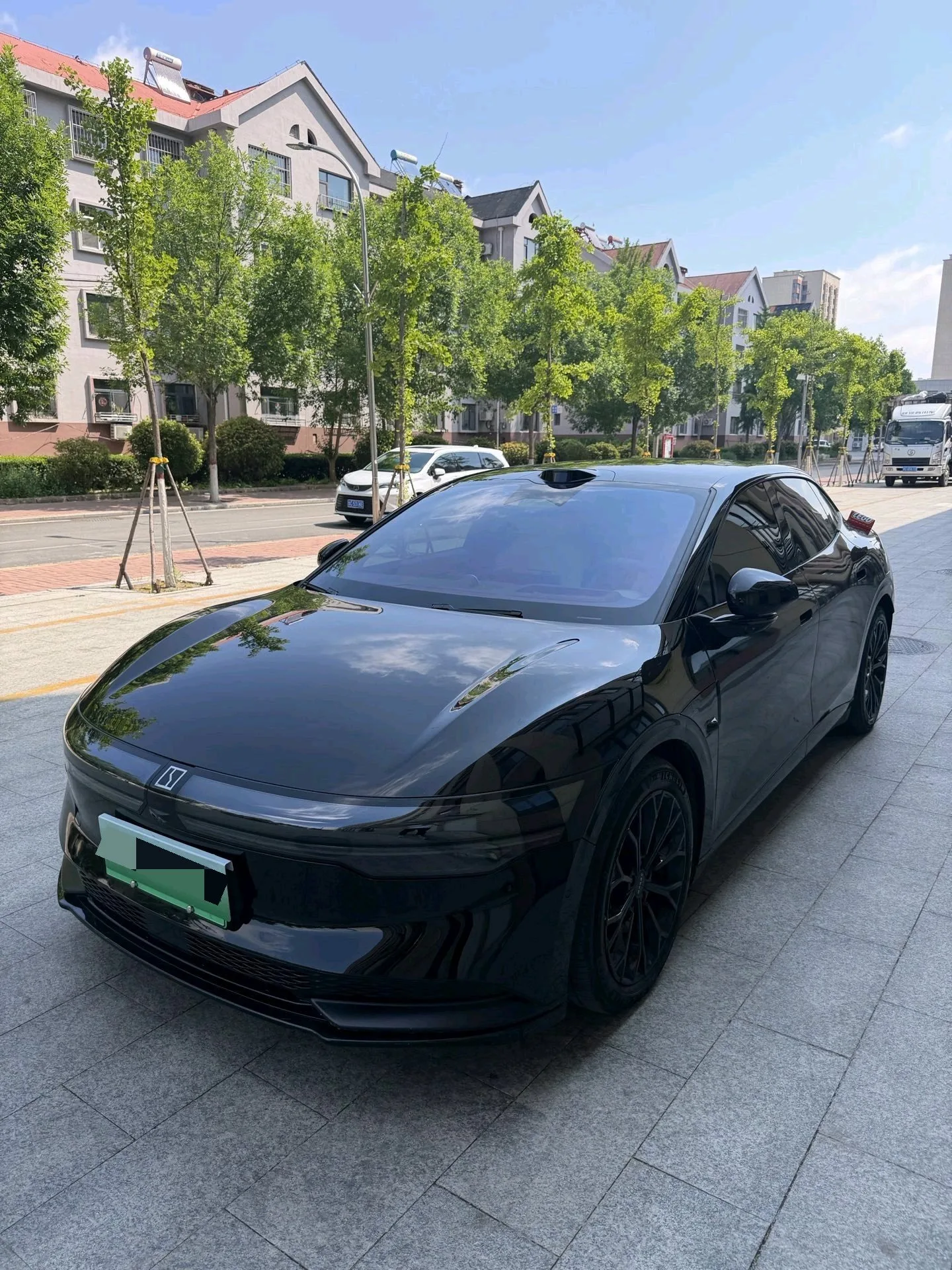 Extreme Krypton 007 2024 Rear-Wheel Drive Intelligent Driving Edition 100kWh exterior