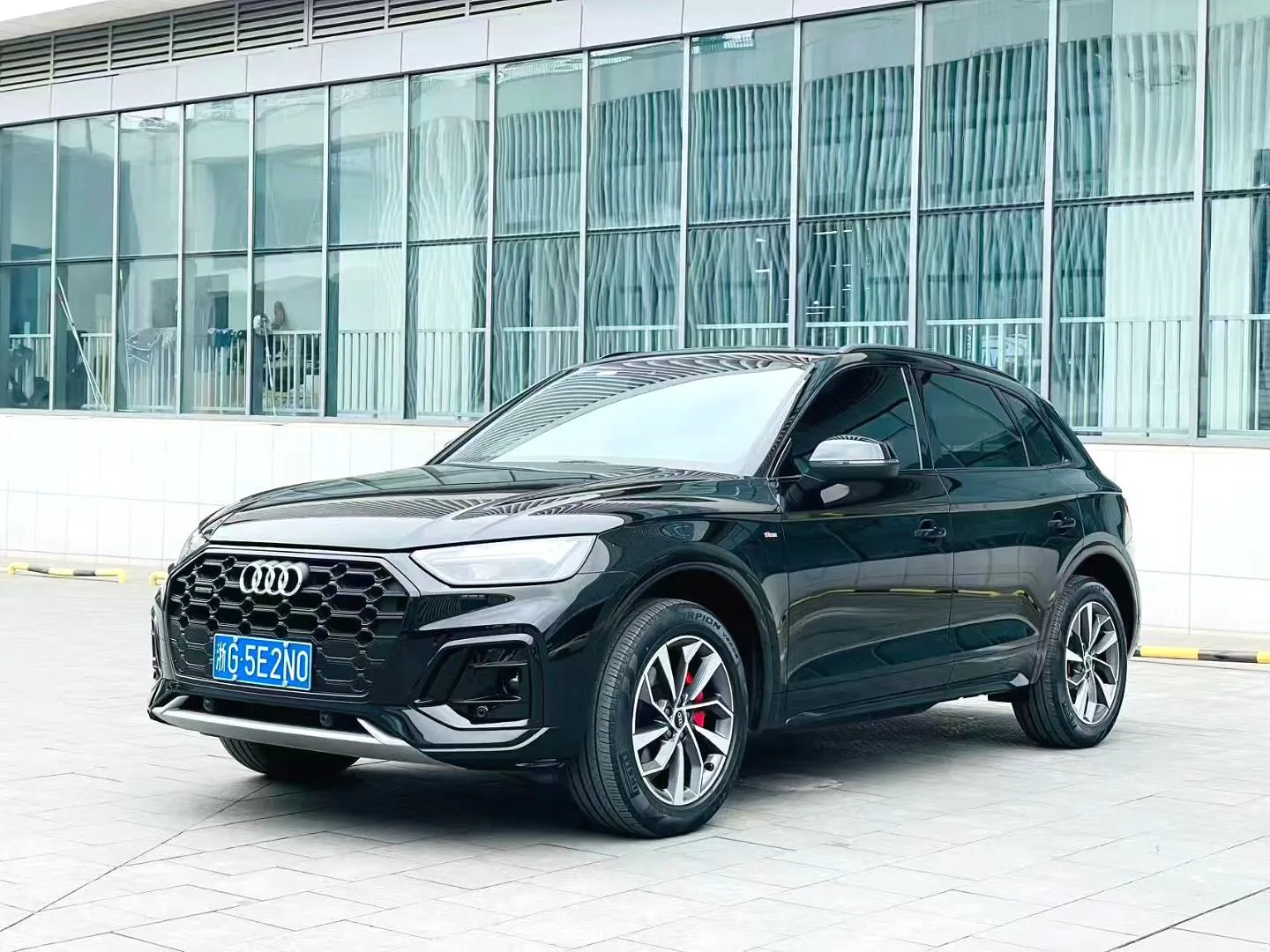 2024 Audi Q5L 2.0 TFSI 40 TFSI Luxury Sport Edition, Automatic Transmission exterior