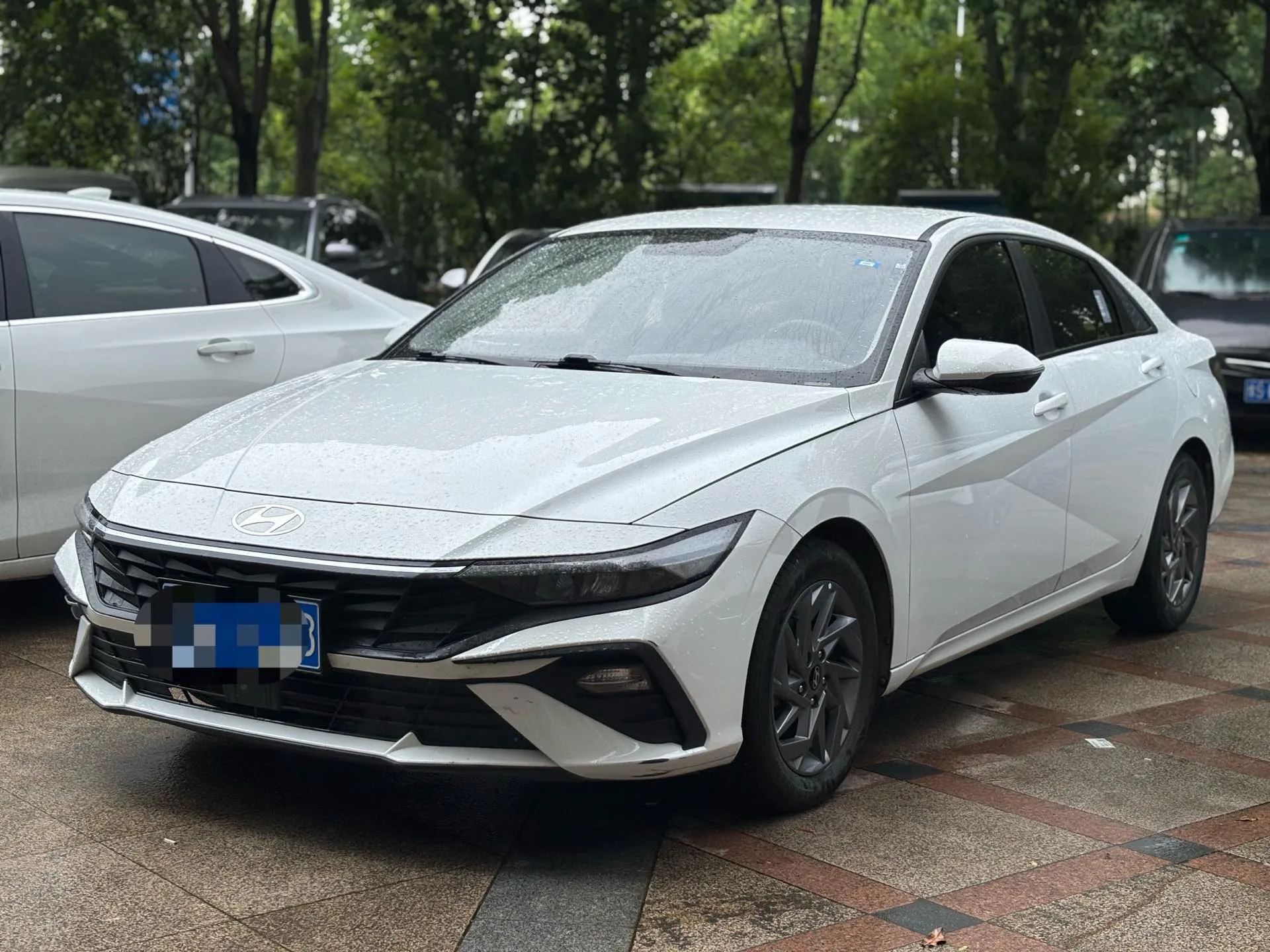 2023 Hyundai Elantra 1.5L CVT GLS Leading Edition exterior