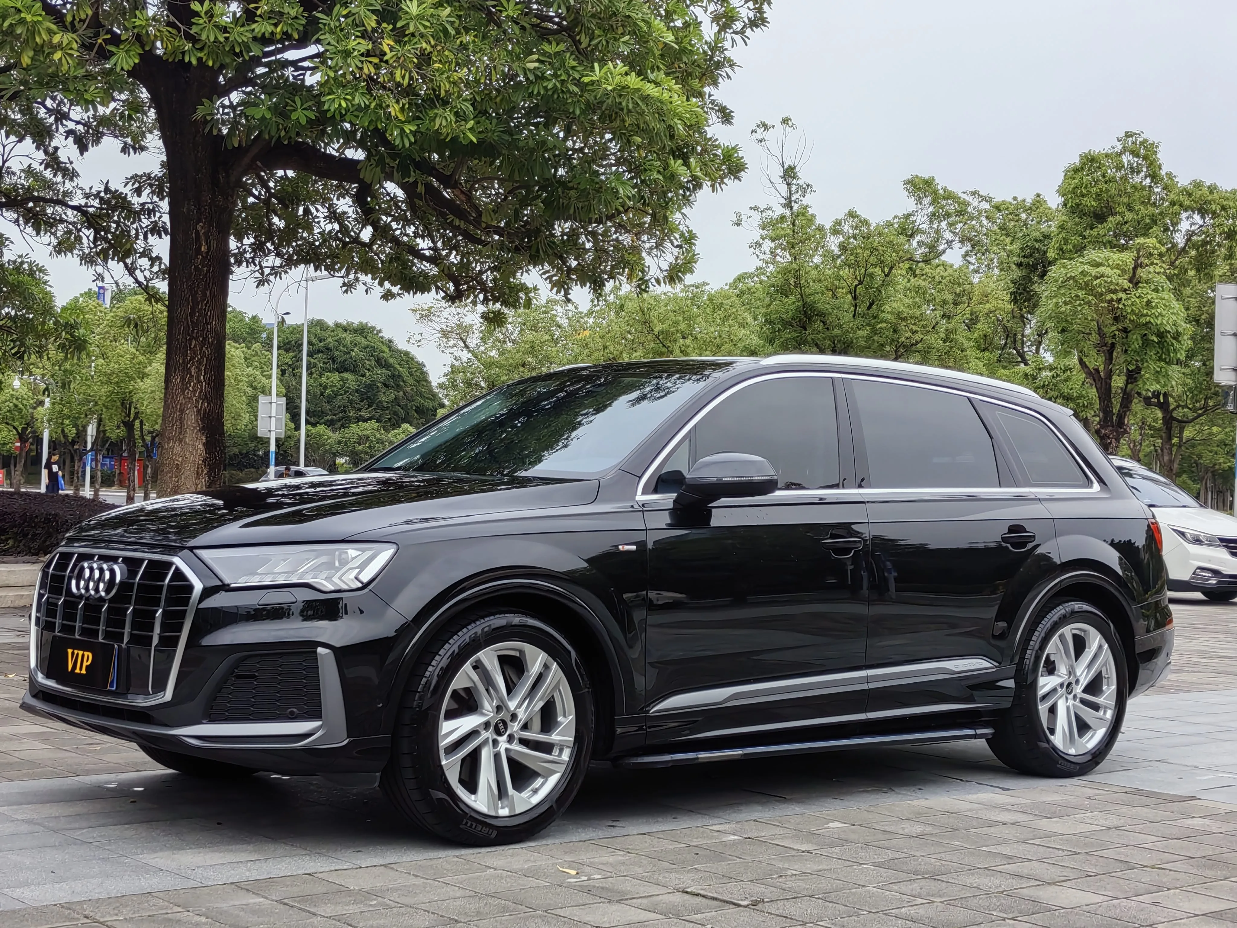 2024 Audi Q7 (Imported) Q7 2.0TFSI 45TFSI Quattro S line Sport Automatic exterior