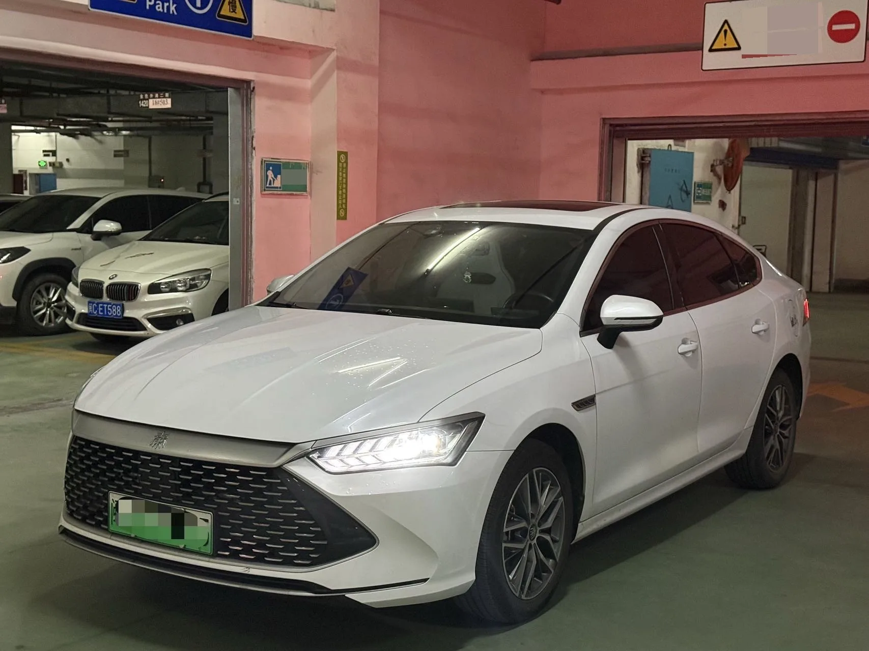 BYD 2023 Qin PLUS DM-i 1.5 CVT Champion Edition Superior Model 120KM Automatic exterior